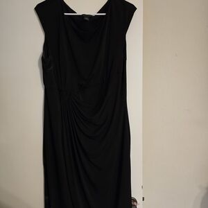 Elegant Black Sleeveless Dress